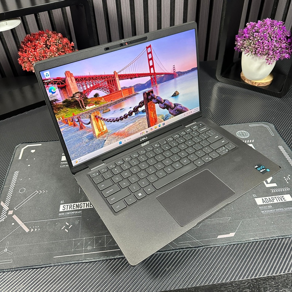 Dell Latitude 7420 / i7 1165G7 / 16GB RAM / 512GB GB SSD / 14" FHD (1)