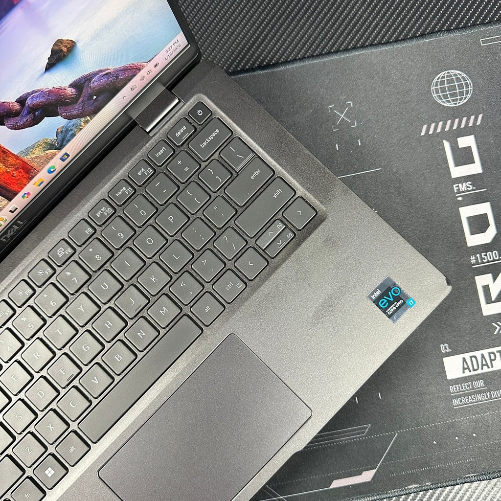 Dell Latitude 7420 / i7 1165G7 / 16GB RAM / 512GB GB SSD / 14" FHD (2)