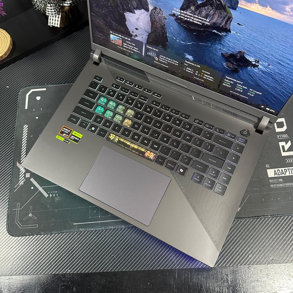 ASUS ROG STRIX G16 / RYZEN 9 8940HX / RTX 5070 / 16GB DDR5 / 1TB / 16" FHD+ 165Hz (2)