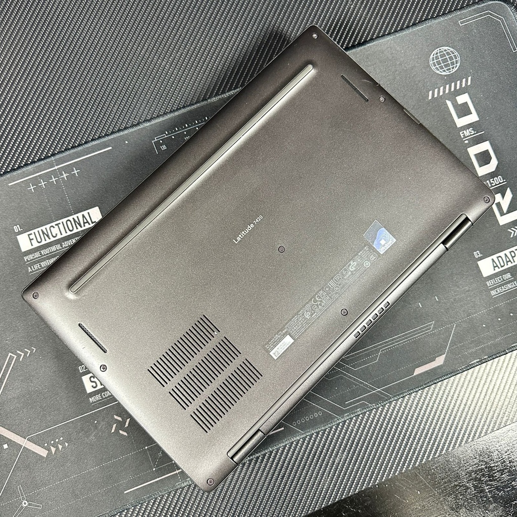 Dell Latitude 7420 / i7 1165G7 / 16GB RAM / 512GB GB SSD / 14" FHD (9)