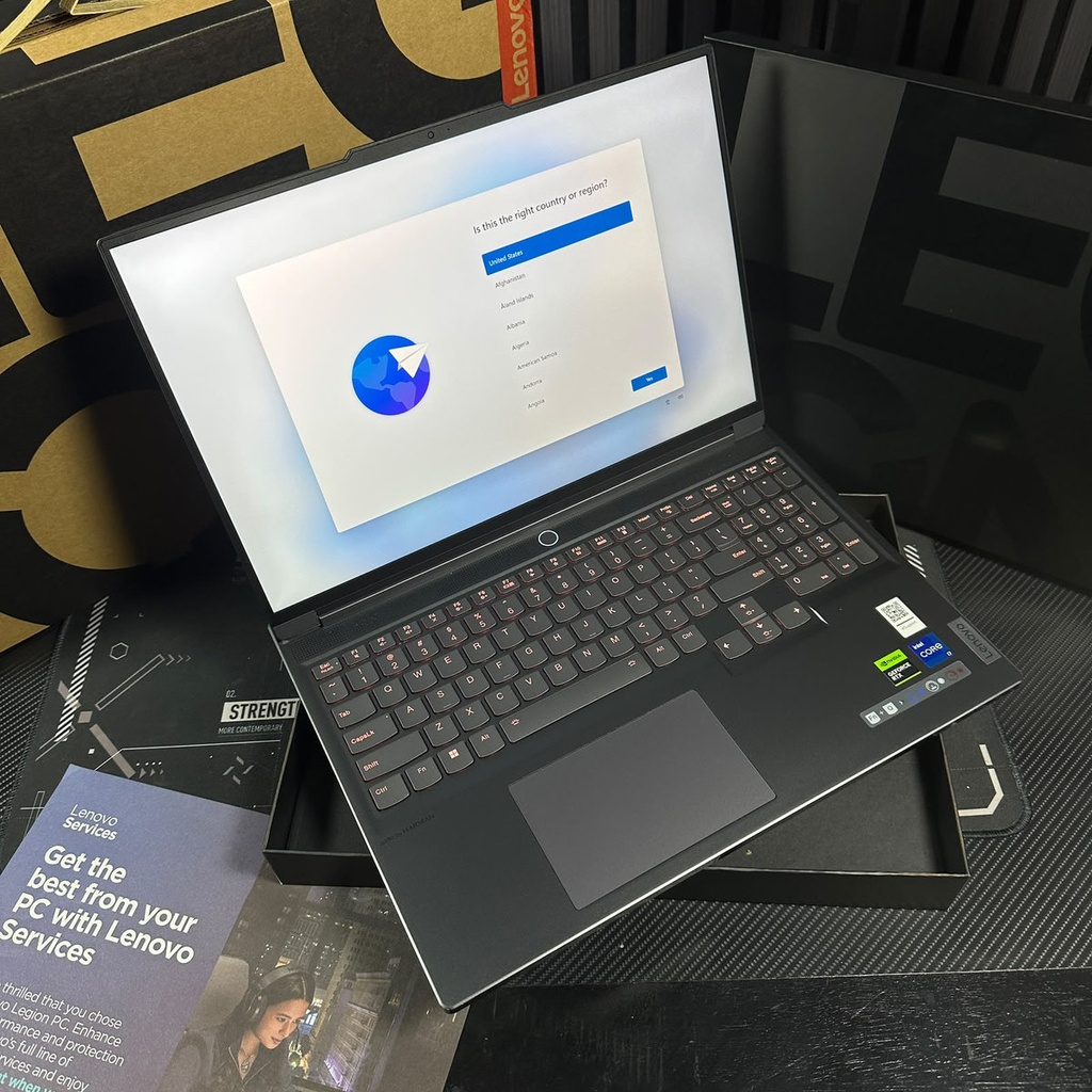 LENOVO LEGION S7 / i7 13700H / RTX 4060 / 32 GB RAM / 512GB SSD / 16" QHD 240Hz (1)