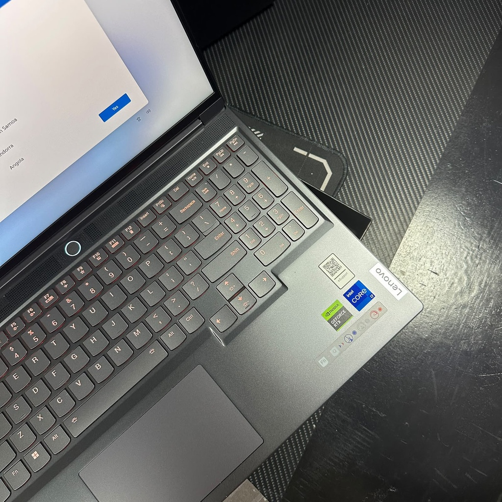LENOVO LEGION S7 / i7 13700H / RTX 4060 / 32 GB RAM / 512GB SSD / 16" QHD 240Hz (2)