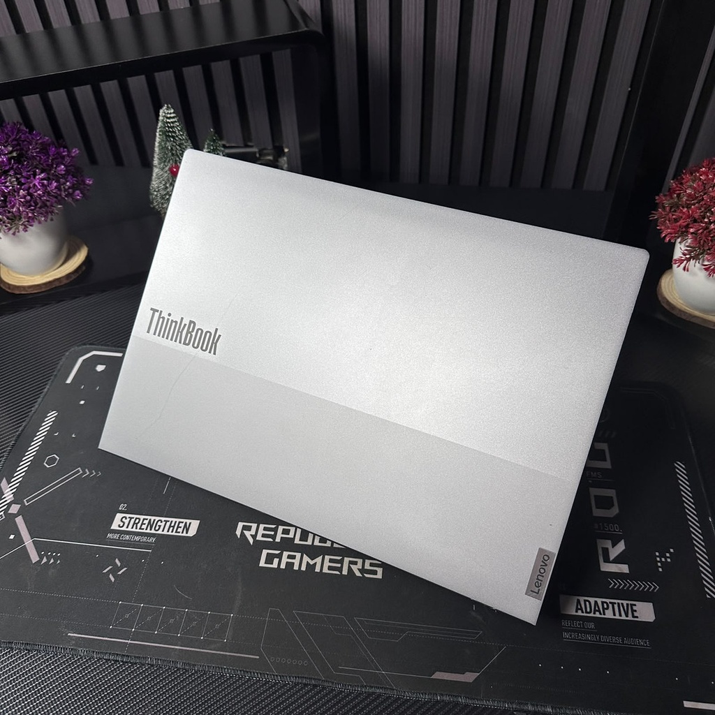 Lenovo ThinkBook 16 / Ultra 5 125U / 16 GB RAM / 256GB SSD / 16" FHD+ (1)