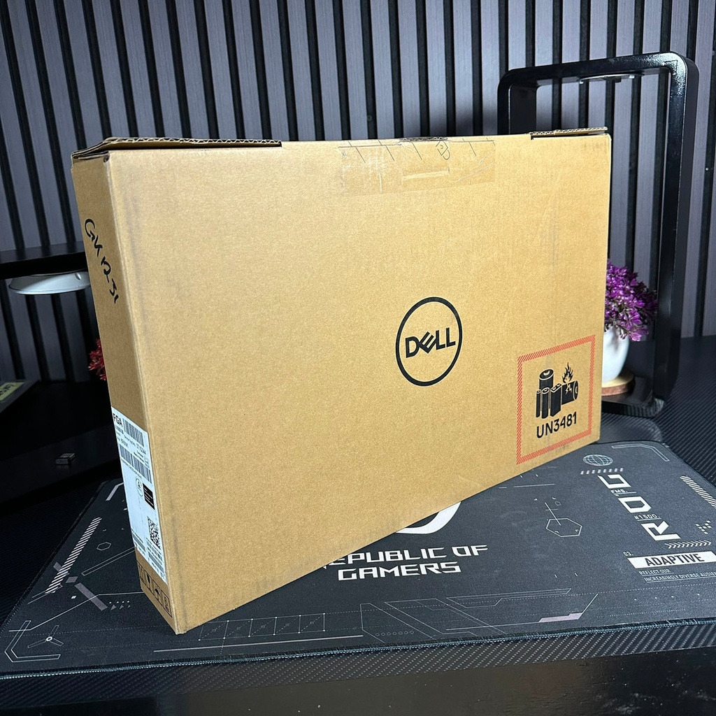 Dell Inspiron 3520 / i5 1235U 12 thgen / 8 GB RAM / 512 GB SSD / 15.6" FHD (1)