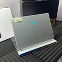 Alienware X16 R2 / i7 13700H / RTX 4070 / 1TB SSD Nvme / 16GB RAM DDR5 (8)