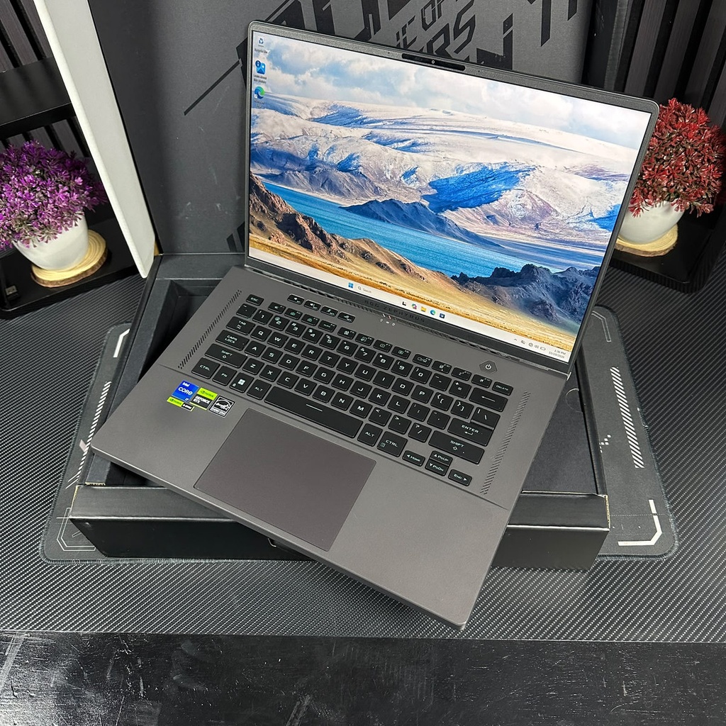 [GK1357] Asus Zephyrus G16 / i7 13620H / RTX 4070 / 24GB RAM / 512GB SSD / 16" F (Excelente)
